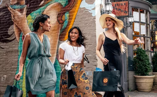 Friends Shopping in Georgetown at Just Paper and Tea
